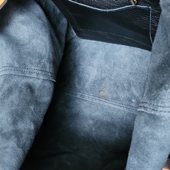 Cuyana Classic Tote - Picture 10 of 15